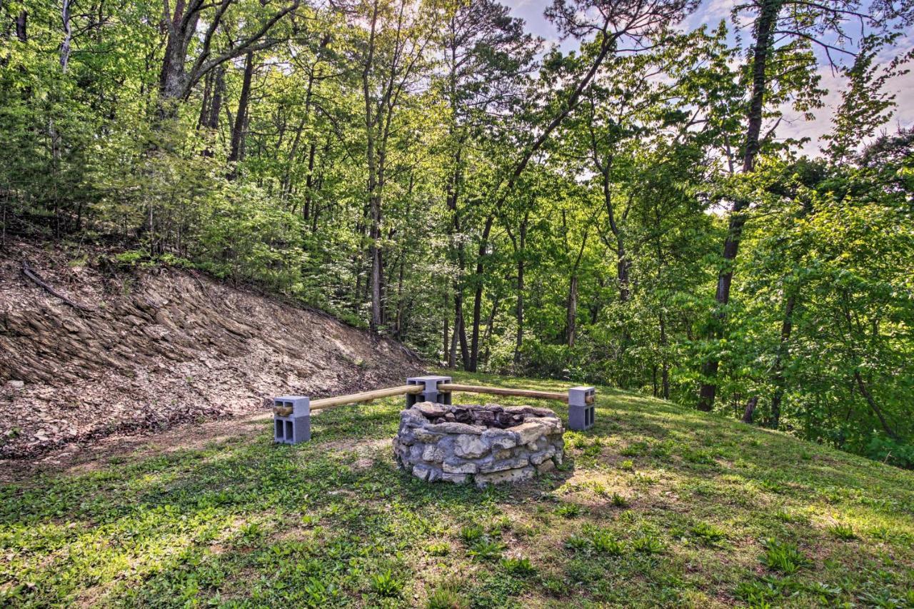 Secluded Cabin With Hot Tub, 3 Mi To Pigeon Forge! Sevierville Exterior foto